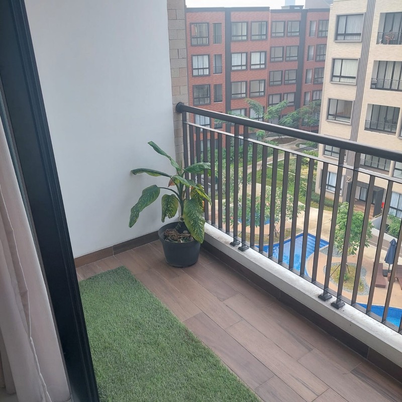 disewa apartemen furnished tinggal bawa koper LLOYD Tower S Alam Sutera type 3 BR