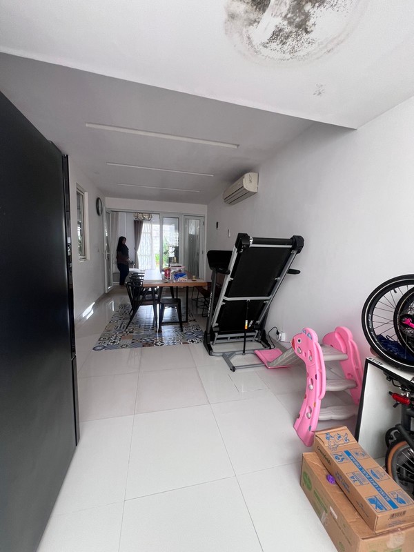 Rumah Semi Furnish Siap Huni dengan Hunian Nyaman dan Asri di BSD