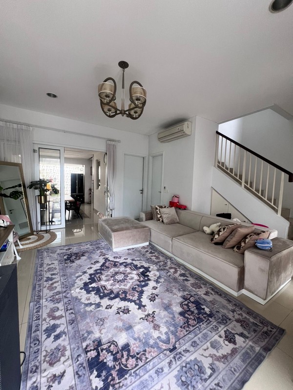 Rumah Semi Furnish Siap Huni dengan Hunian Nyaman dan Asri di BSD