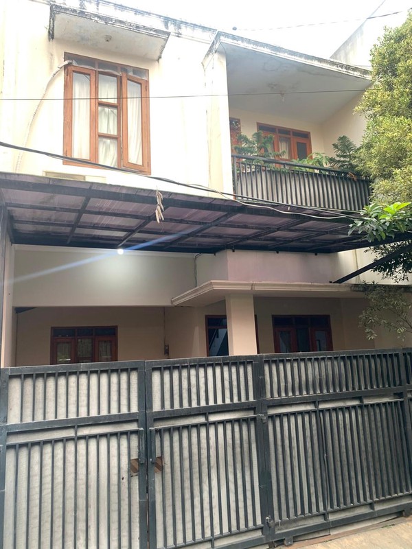 Rumah 2 Lantai Siap Huni dengan Hunian Nyaman dan Asri @Jagakarsa