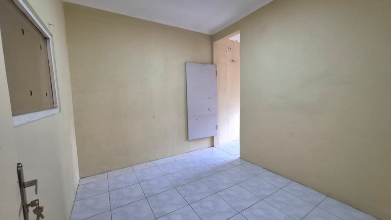 Rumah 2 Lantai Disewakan di Tebet Barat - 3+1 KT, Lingkungan Tenang & Strategis