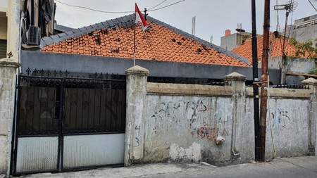 Rumah Tua di Pademangan Jakarta Utara Dijual Cepat