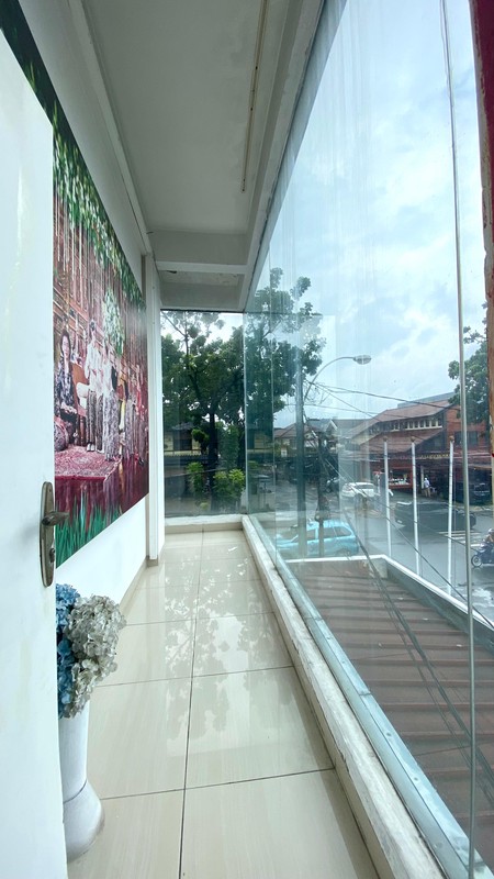  Ruang Usaha Bintaro Utama 21/2lt ..Strategis. .Ramai Cocok  sektor 5 di Tangerang Selatan