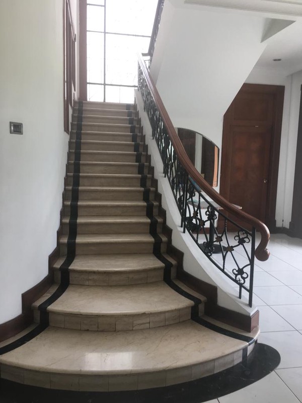 rumah siap huni dekat Pejaten mall