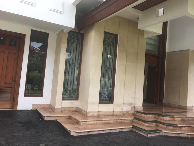 rumah siap huni dekat Pejaten mall