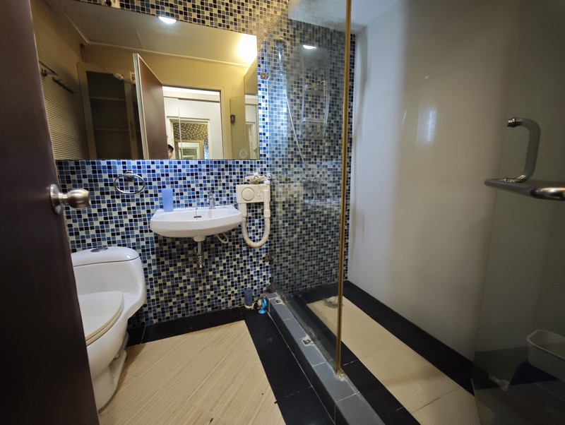 Paladian Park tower B 3 bedroom view pool Luas 157m2