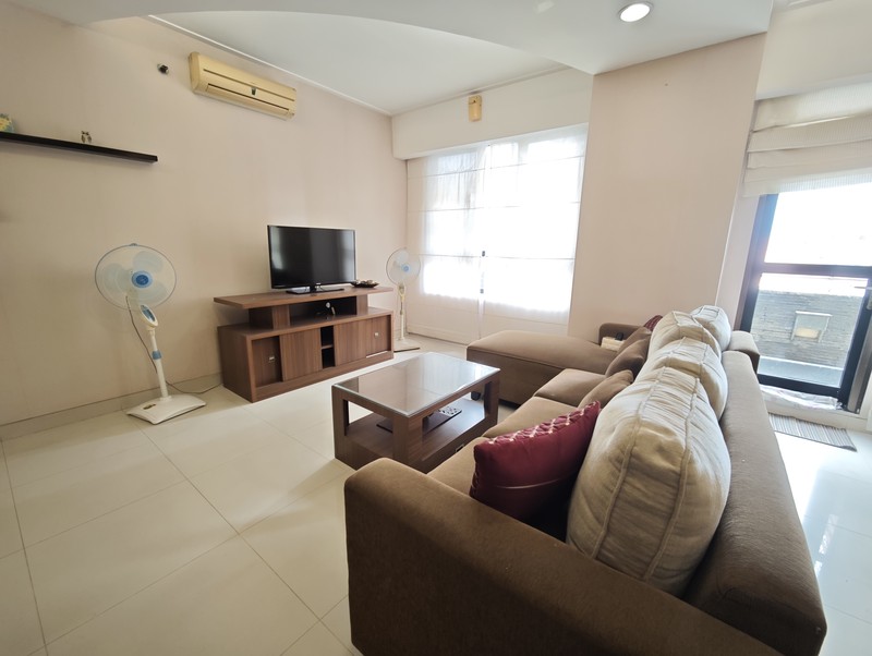 Paladian Park tower B 3 bedroom view pool Luas 157m2