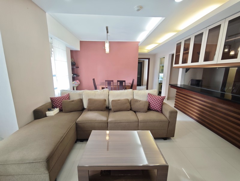 Paladian Park tower B 3 bedroom view pool Luas 157m2