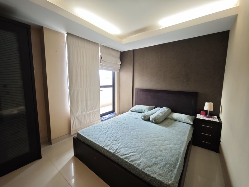 Paladian Park tower B 3 bedroom view pool Luas 157m2