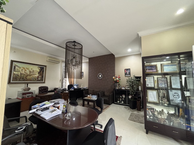 Beli Rumah Dapat Bonus Rumah Di Depok, Rumah Elegan, Prestisius dan Siap Huni di Pedurenan Cisalak Depok