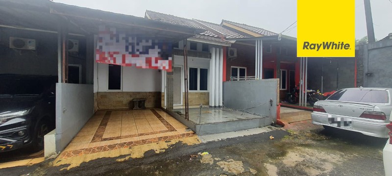 Rumah di Town House APAD Residence
