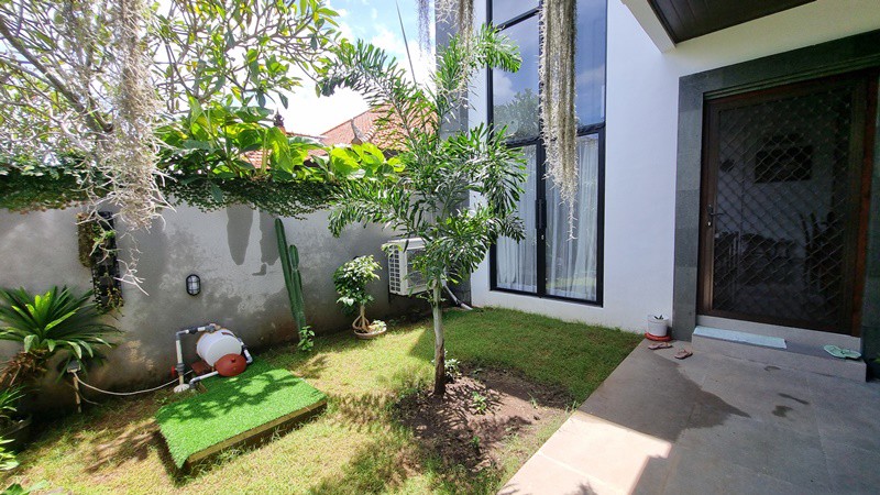 For Sale: Well-Maintained Modern House at Damara Village Complex, Jimbaran