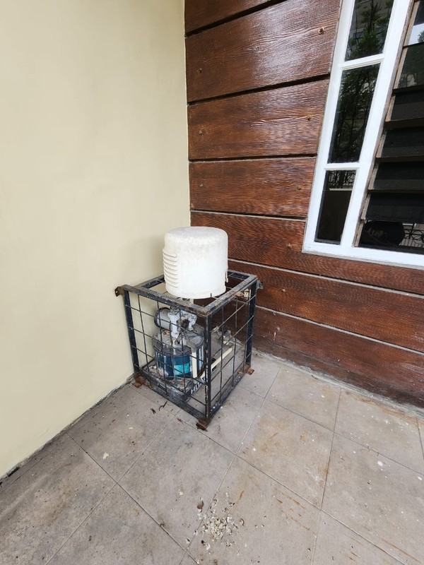 DISEWAKAN RUMAH NIRWANA EXECUTIVE BLOK AA WONOREJO PERMAI