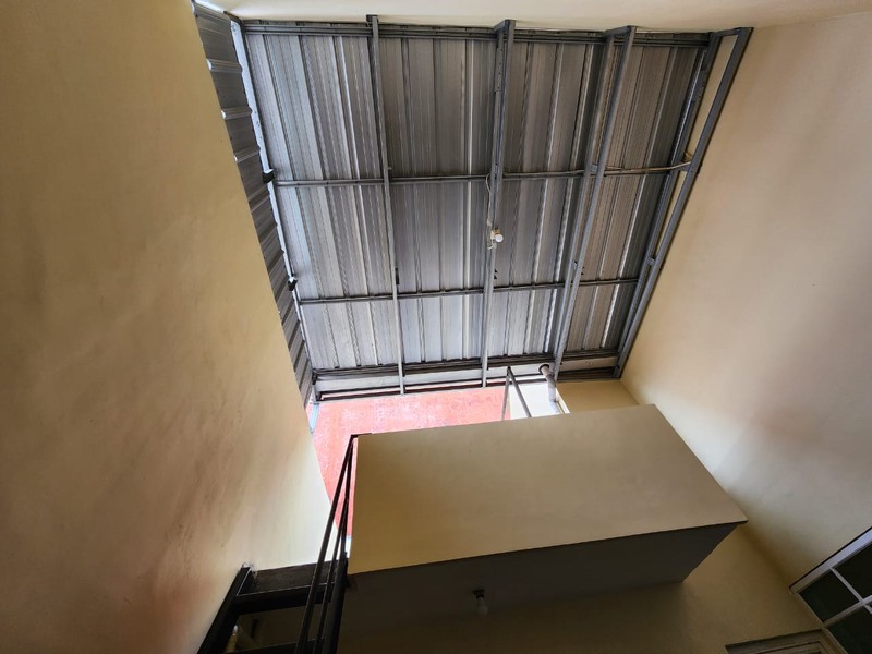 DISEWAKAN RUMAH NIRWANA EXECUTIVE BLOK AA WONOREJO PERMAI