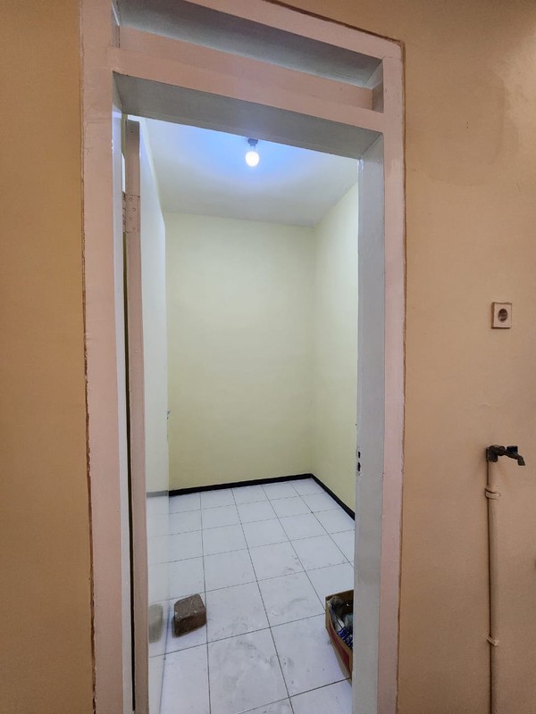 DISEWAKAN RUMAH NIRWANA EXECUTIVE BLOK AA WONOREJO PERMAI