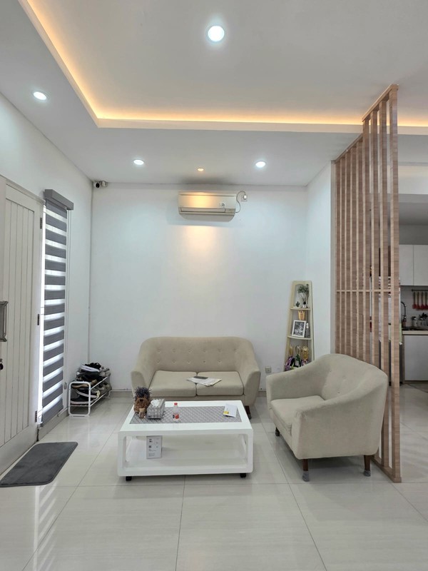 Rumah Bagus,dalam cluster di Emerald Bintaro Jaya 9