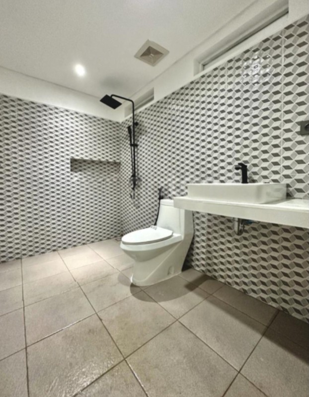 DIJUAL RUMAH BARU MODERN MINIMALIS