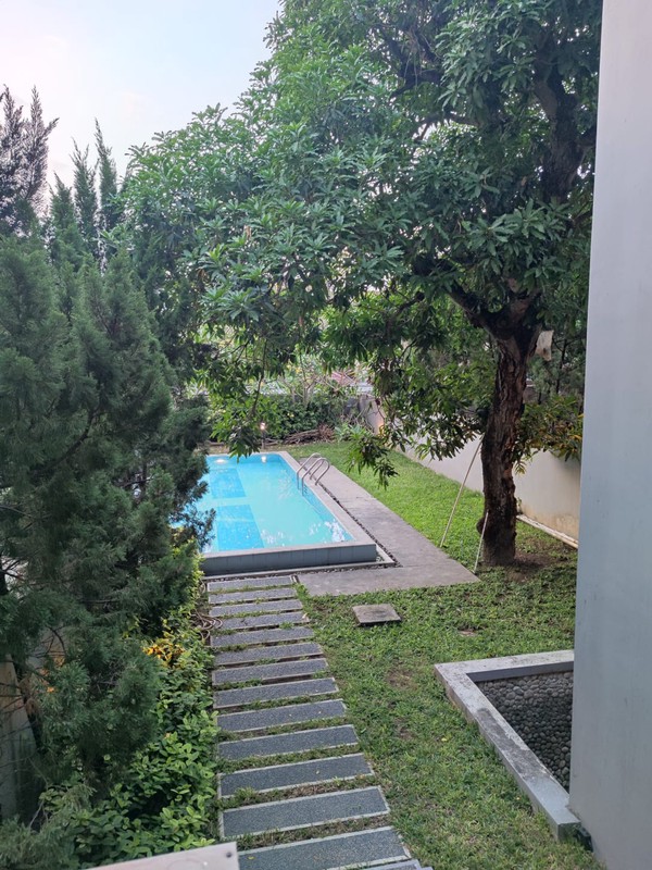 Hunian Mewah 3 Lantai Di Jantung Kota  Selangkah Ke Plaza Ambarrukmo