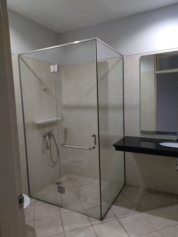 Hunian Mewah 3 Lantai Di Jantung Kota  Selangkah Ke Plaza Ambarrukmo