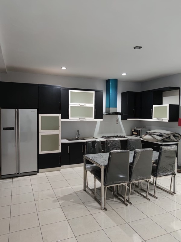 Hunian Mewah 3 Lantai Di Jantung Kota  Selangkah Ke Plaza Ambarrukmo