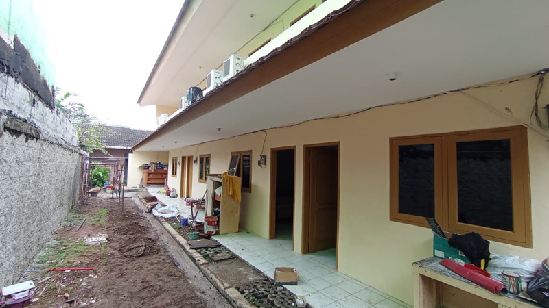 Tanah + Rumah dengan Luas 715m2 Lokasi Kalimalang Duren Sawit Jaktim