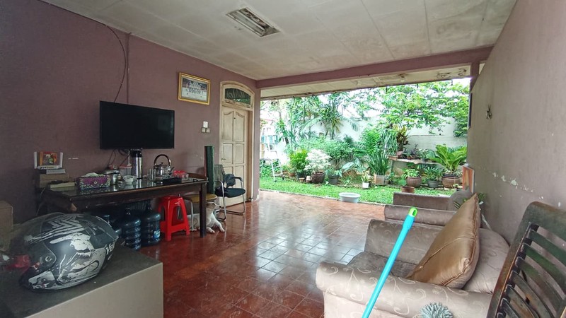 Tanah + Rumah dengan Luas 715m2 Lokasi Kalimalang Duren Sawit Jaktim