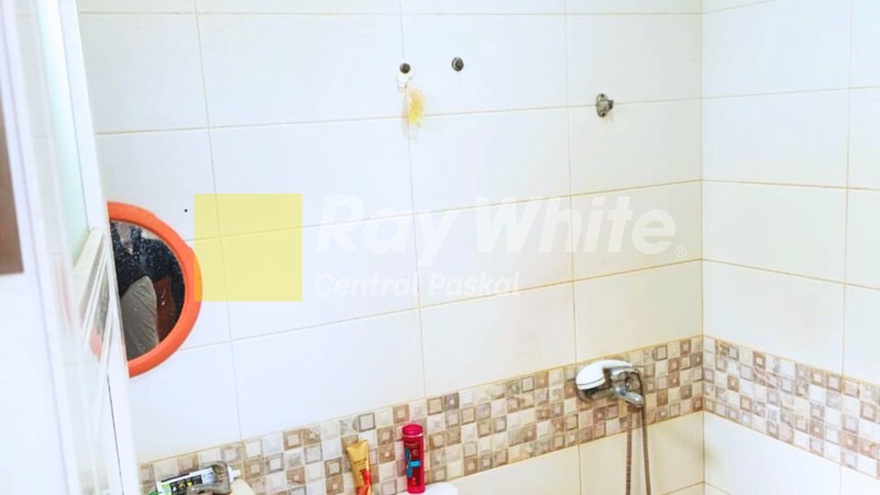 Rumah Modern Nyaman 2 Lantai di Buah Batu Bandung