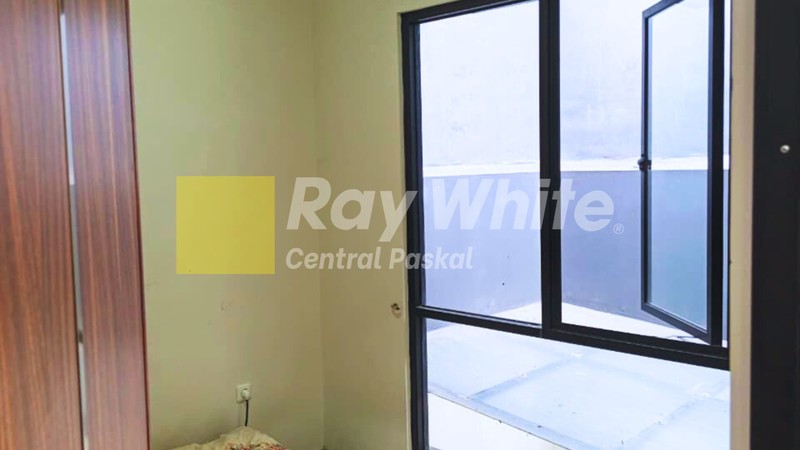 Rumah Modern Nyaman 2 Lantai di Buah Batu Bandung