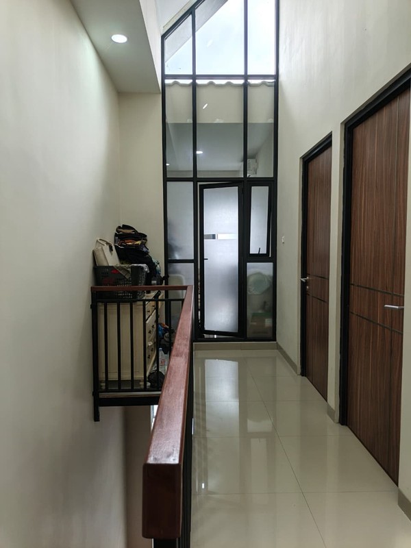 Rumah Modern Nyaman 2 Lantai di Buah Batu Bandung