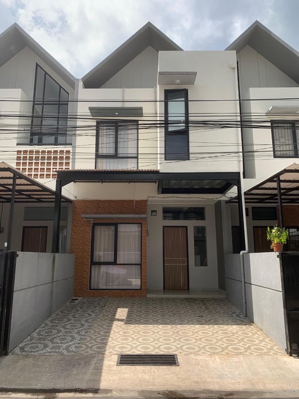 Rumah Modern Nyaman 2 Lantai di Buah Batu Bandung