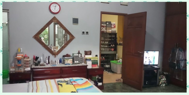 Rumah Akses Jalan 3 Mobil di Tebet Dalam Jakarta Selatan