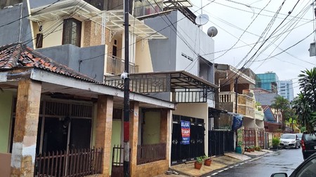 Rumah Tua Hitung Tanah Petojo Jakarta Pusat Dekat GI 