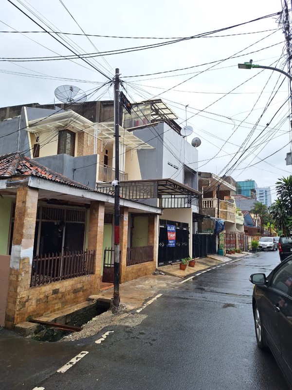 Rumah Tua Hitung Tanah Petojo Jakarta Pusat Dekat GI 