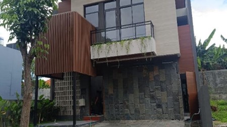 Dijual Rumah Baru dengan Private Pool di Citraland dekat Pasar Modern, Gwalk, Surabaya Barat