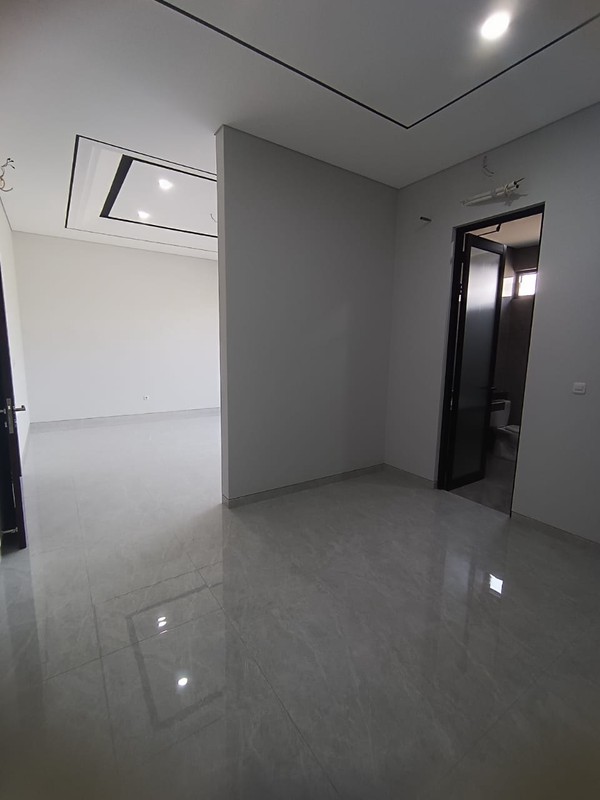 Dijual Rumah Siap Huni Baru Gress di Woodland Citraland Surabaya