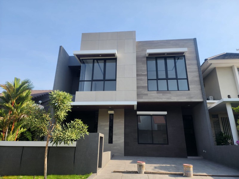 Dijual Rumah Siap Huni Baru Gress di Woodland Citraland Surabaya