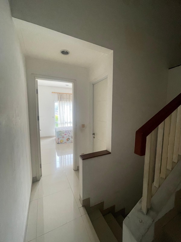 Dijual Rumah Eksklusif 3 Lantai Cluster Botanical Garden, 1 menit ke Mall Grand Galaxy City