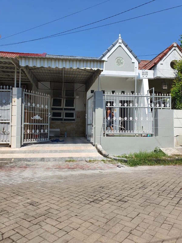 Dijual Rumah Siap Huni di Mulyosari Prima Utama 