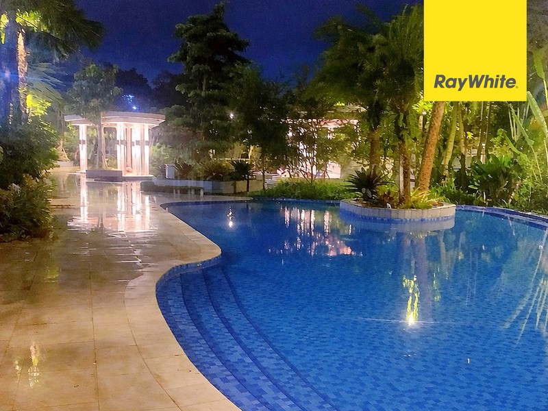 Apartemen Tipe Studio, Full Furnished, View Swimming Pool di Podomoro Golf View, Cimanggis