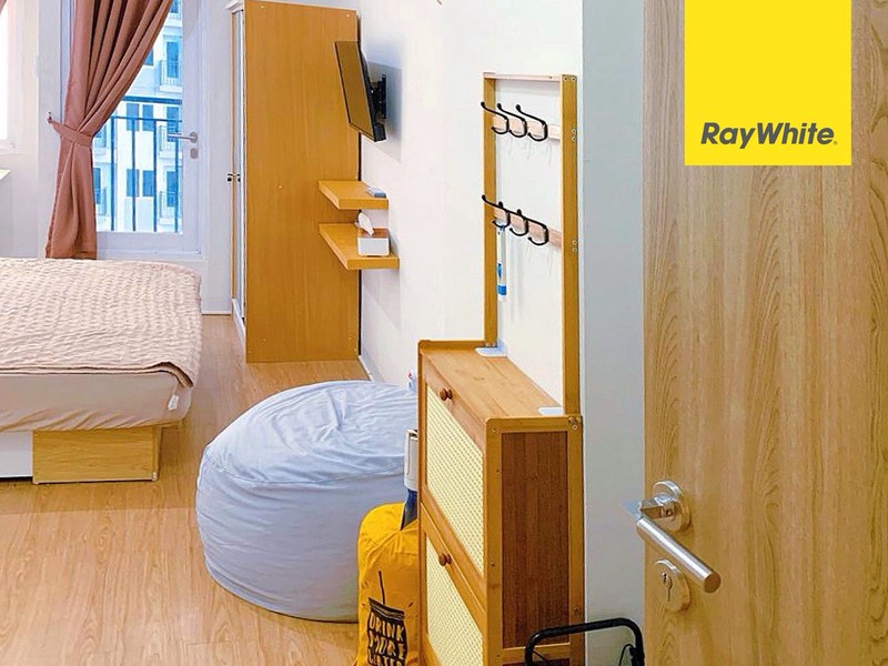 Apartemen Tipe Studio, Full Furnished, View Swimming Pool di Podomoro Golf View, Cimanggis