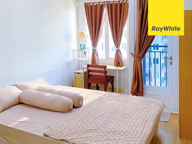 Apartemen Tipe Studio, Full Furnished, View Swimming Pool di Podomoro Golf View, Cimanggis