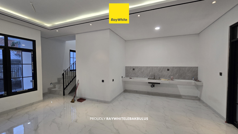 Dijual Rumah Minimalis Brand New di Kawasan Duren Sawit, Jakarta Timur! Akses dekat Toll Becakayu!