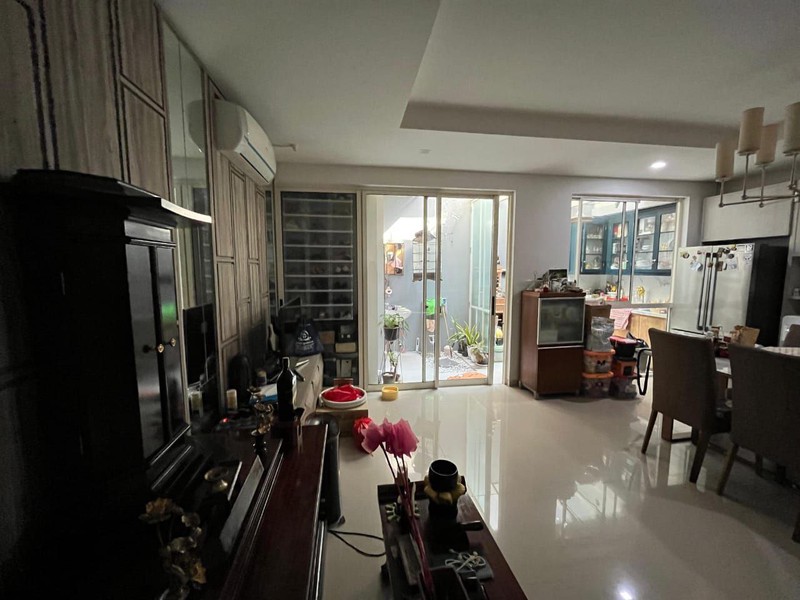 dijual Rumah Siap Huni di Graha Natura Surabaya