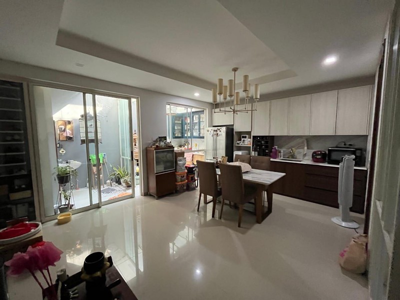 dijual Rumah Siap Huni di Graha Natura Surabaya