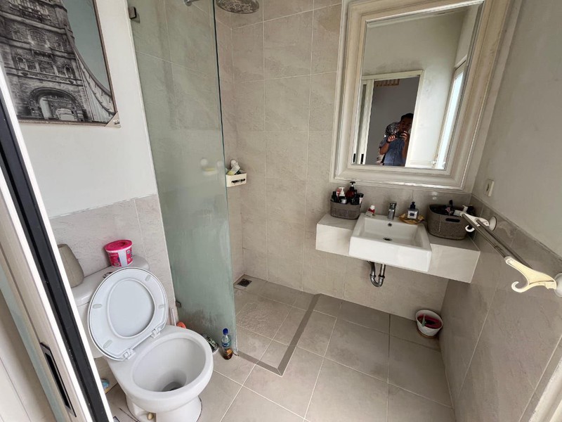 dijual Rumah Siap Huni di Graha Natura Surabaya