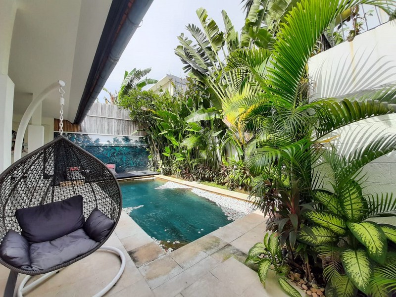 Villa Rental 2 Bedrooms in Mertanadi Kerobokan Bali