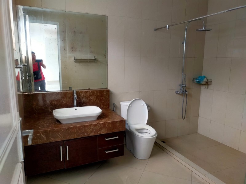 Rumah Minimalis Modern Dengan Pemandangan Gunung di Sentul City