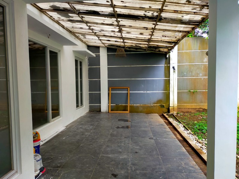 Rumah Minimalis Modern Dengan Pemandangan Gunung di Sentul City