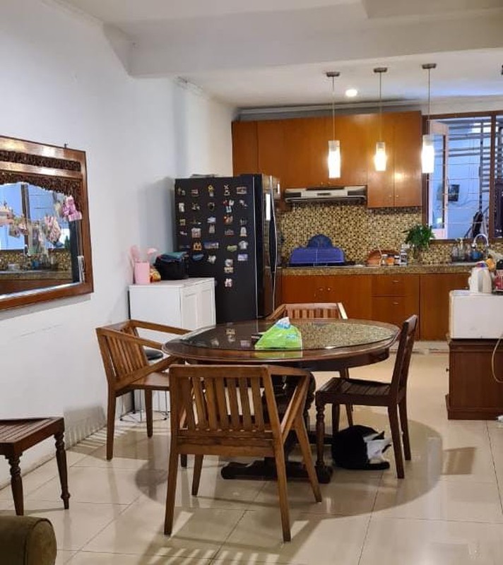 Lebak bulus adyaksa luas tanah 497 rumah cantik dalam komplek dekat tb simatupang