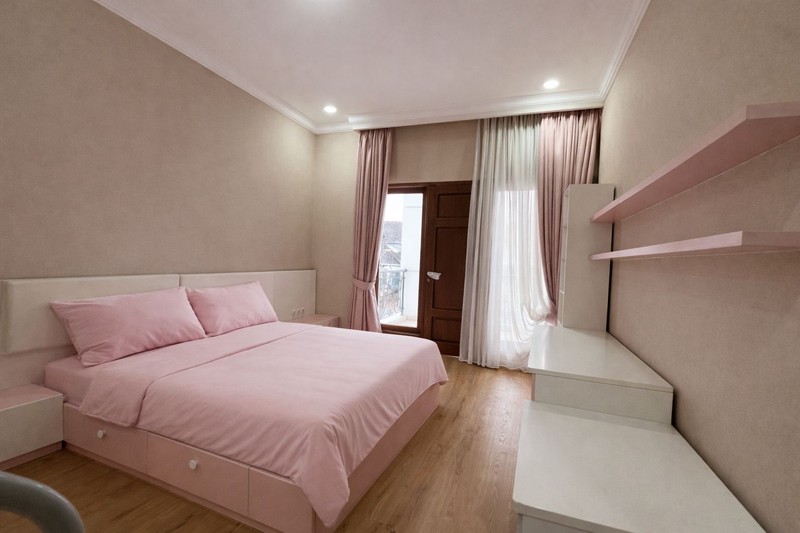 Exclusive renovated luxury house in kemang bright and elegant  